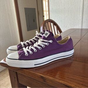 Converse Chuck Taylor All Star Low Top Unisex/Men’s 10 Purple Passion
